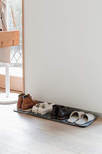 Umbra Shoe Dry, Machine-Washable Multipurpose Drying Mat and Boot Tray for Entryway, Charcoal