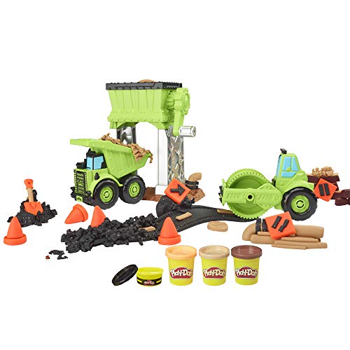 Play-Doh Wheels Gravel Yard Construction Toy with Non-Toxic Pavement Buildin' Compound Plus 3 Additional Colors