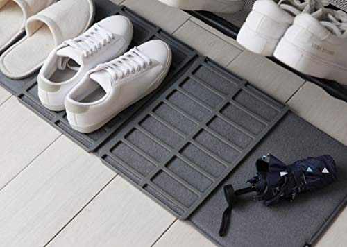 Umbra Shoe Dry, Machine-Washable Multipurpose Drying Mat and Boot Tray for Entryway, Charcoal