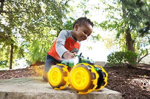 TOMY John Deere Monster Treads Deluxe Lightning Wheels Tractor
